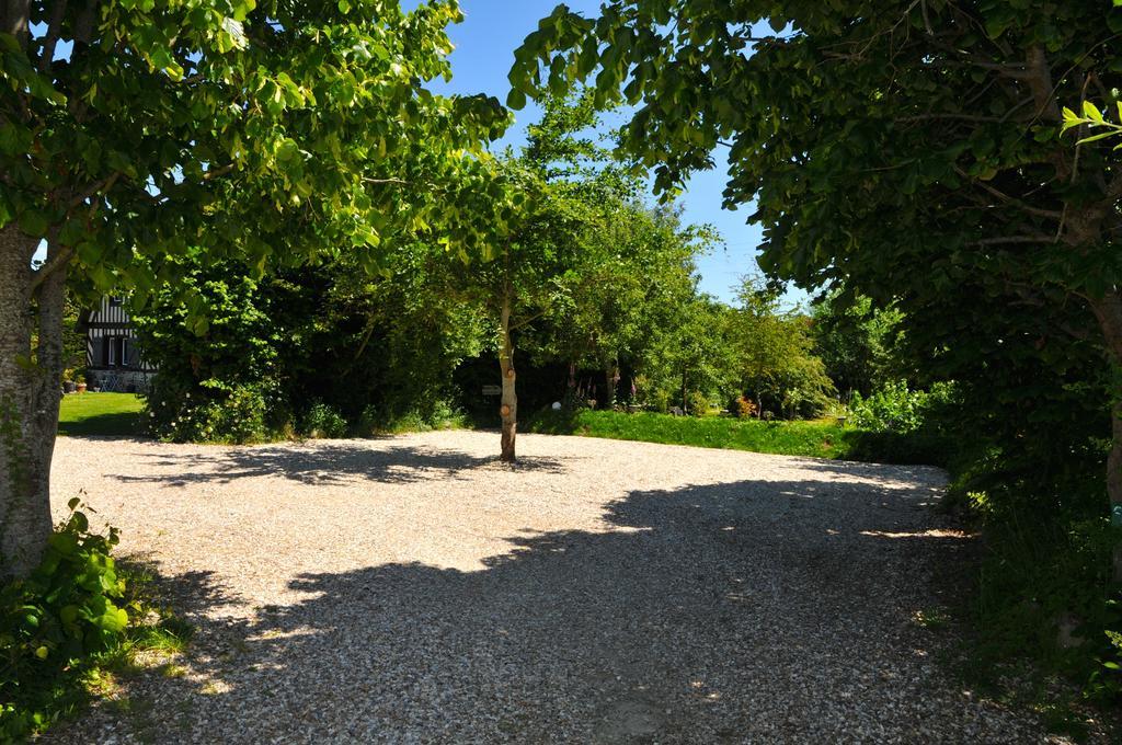 Willa Le Bois Des Pierres Conteville  Zewnętrze zdjęcie